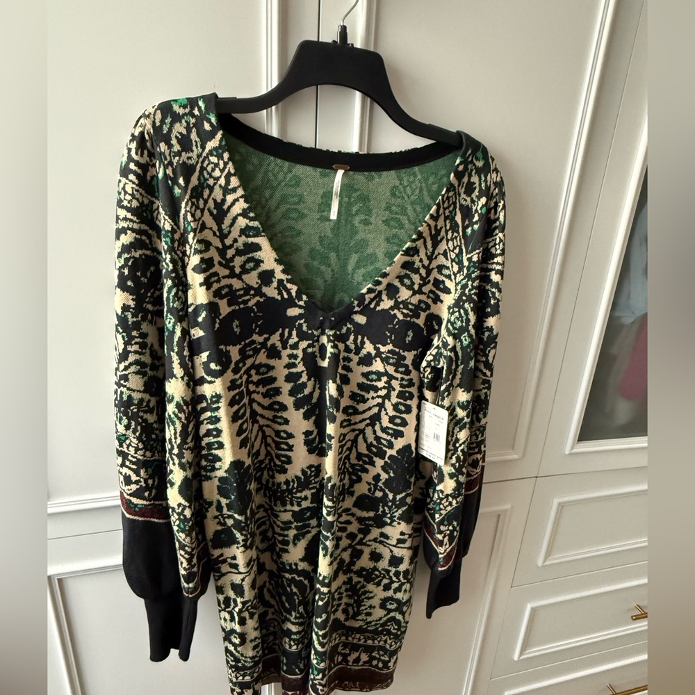 NWT Free People Green and Black Knit Top